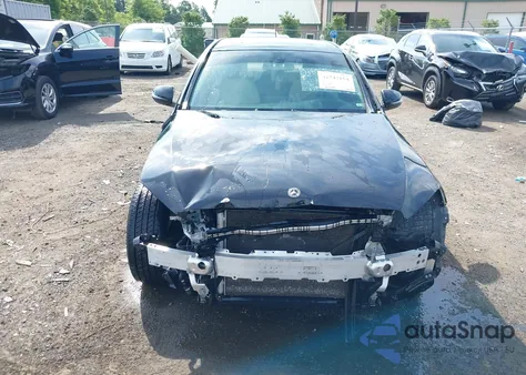 2018 Mercedes-Benz C 300 z USA, uszkodzony, nr VIN WDDWF4JB7JR418588